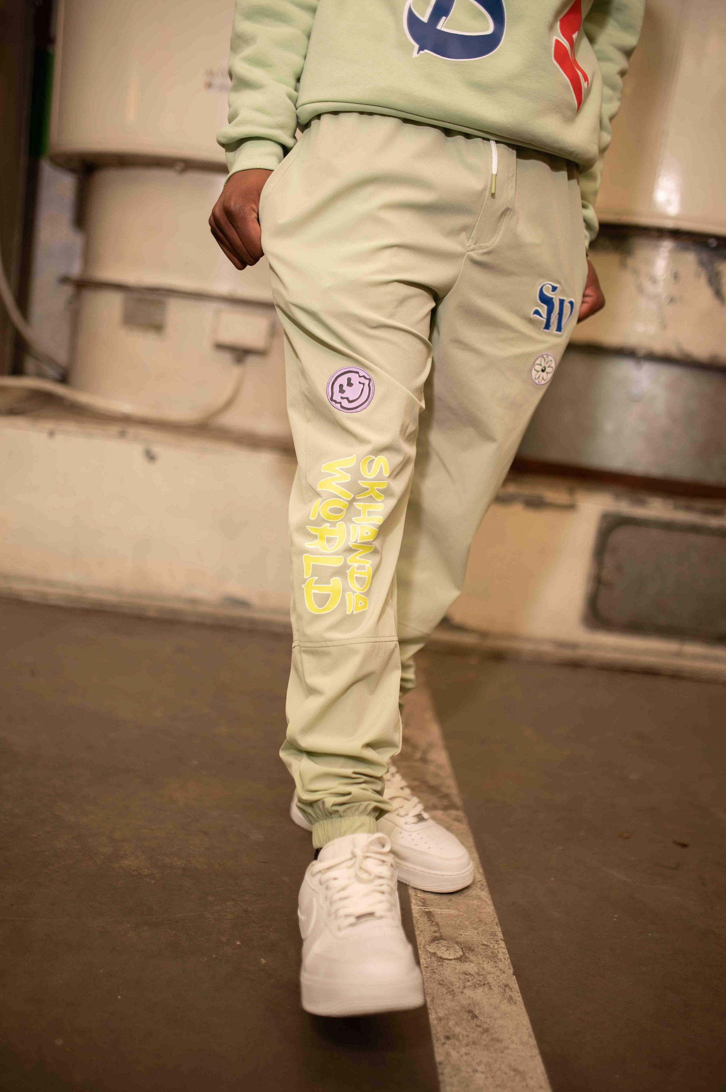 Skhanda World Badge Cargo Pants Smoke Green