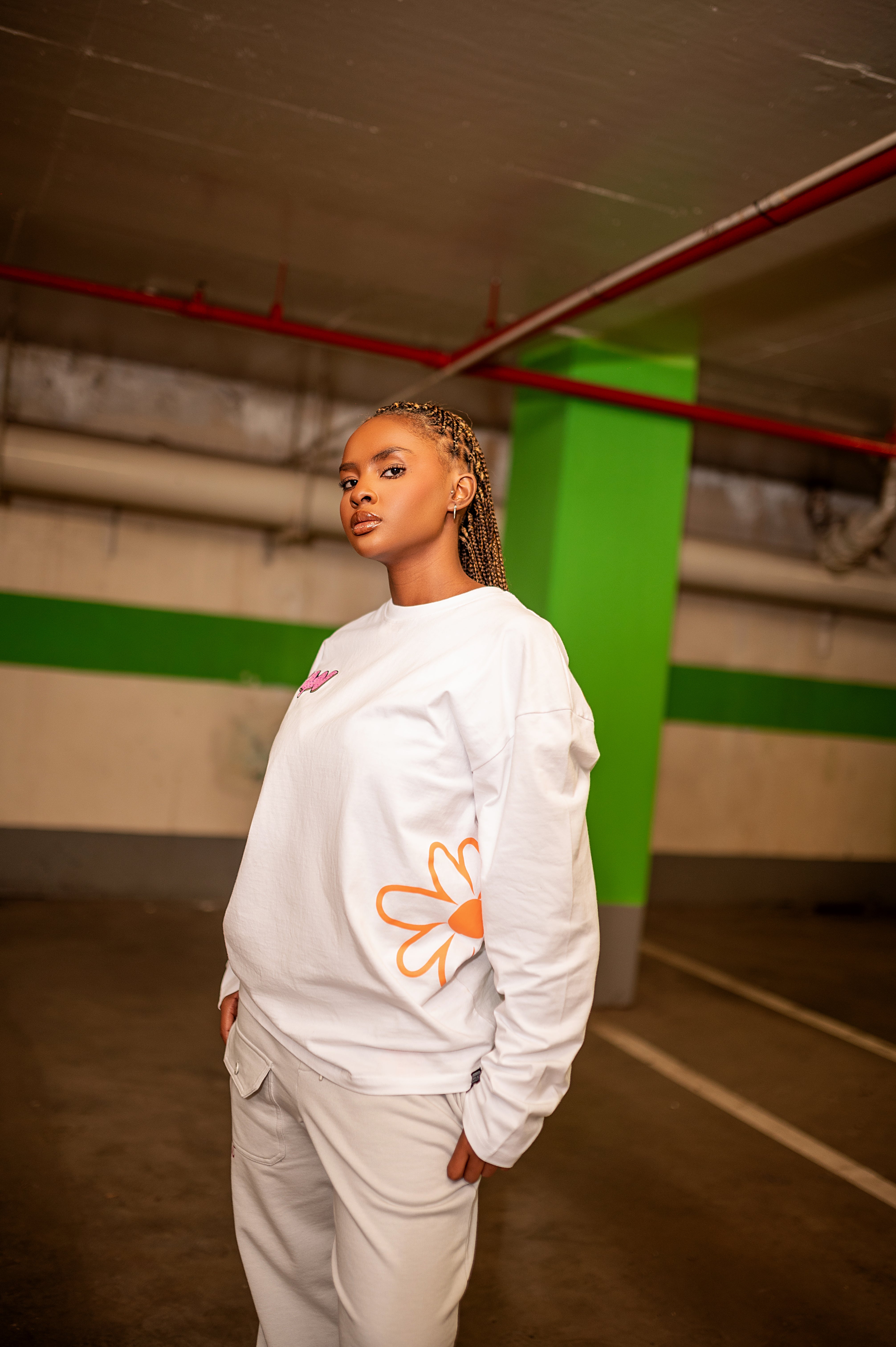 Skhanda World Donut Drop Shoulder Long sleeve T-shirt White